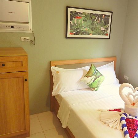 Pearl Vista De Coron Resort Hotel Exterior photo